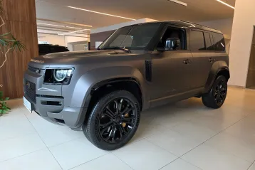 Land Rover Defender din 2026 - oferta LAN209282