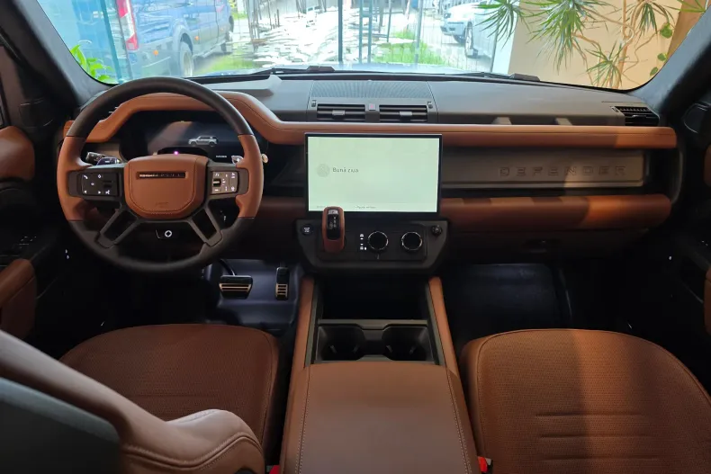 Land Rover Defender din 2026 cu 10 km - oferta LAN209282 - foto 13
