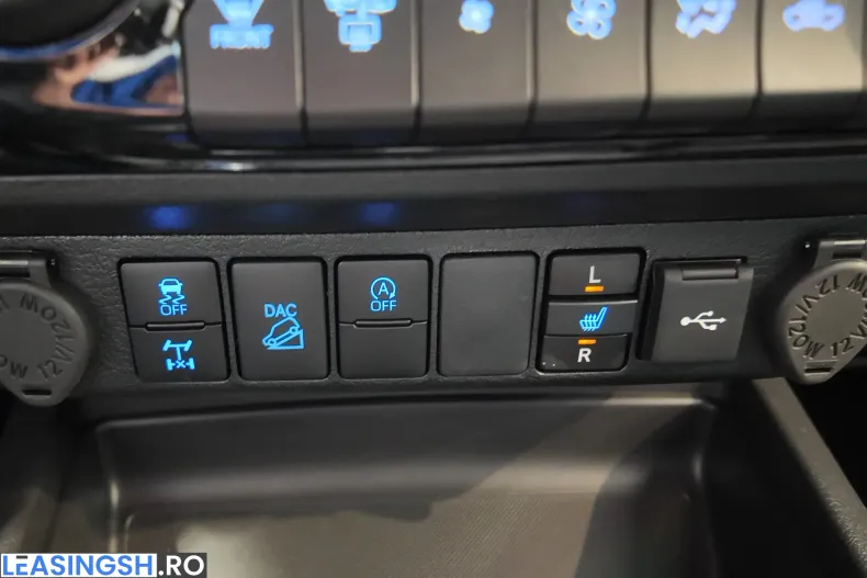 Toyota Hilux din 2025 cu 28 km - oferta TOY209284 - foto 10