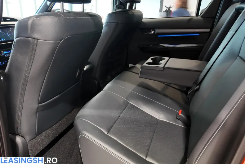 Toyota Hilux din 2025 cu 28 km - oferta TOY209284 - foto 18