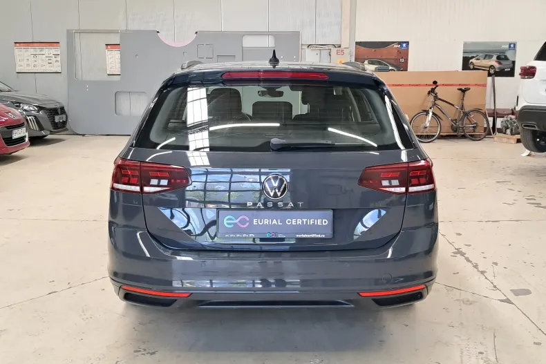 Volkswagen Passat din 2021 cu 67.286 km - oferta VOL209293 - foto 6