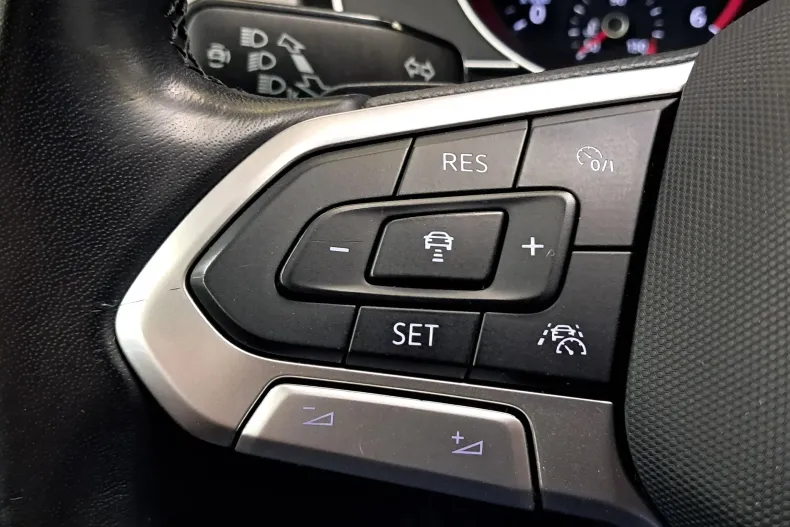 Volkswagen Passat din 2021 cu 67.286 km - oferta VOL209293 - foto 20