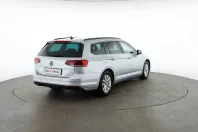 Volkswagen Passat din 2023 cu 101.432 km - oferta VOL209294 - foto 5