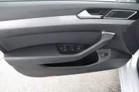 Volkswagen Passat din 2023 cu 101.432 km - oferta VOL209294 - foto 9