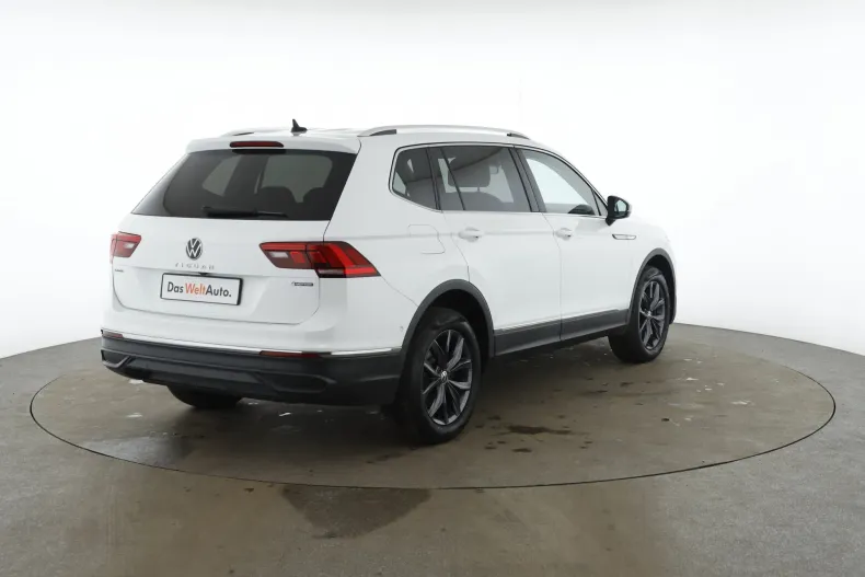Volkswagen Tiguan din 2022 cu 100.060 km - oferta VOL209296 - foto 5