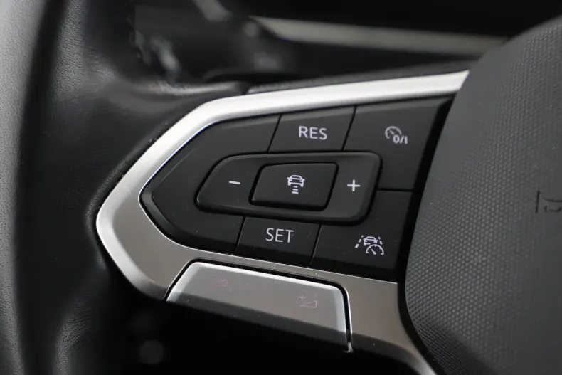 Volkswagen Tiguan din 2022 cu 100.060 km - oferta VOL209296 - foto 15
