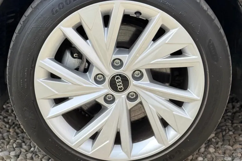 Audi A3 din 2022 cu 16.000 km - oferta AUD209308 - foto 36
