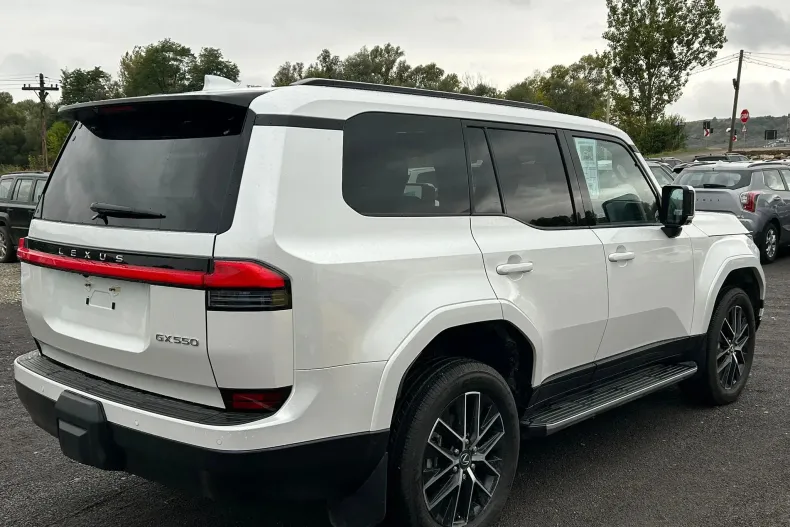 Lexus Seria GX din 2024 cu 1.542 km - oferta LEX209315 - foto 3