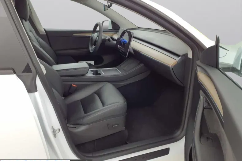 Tesla Model Y din 2022 cu 48.878 km - oferta TES209337 - foto 6