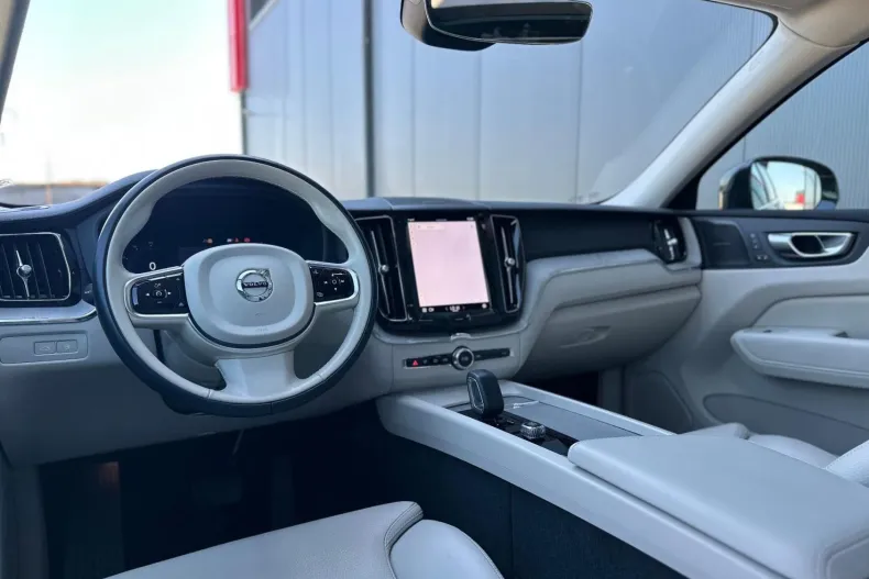 Volvo XC60 din 2023 cu 63.814 km - oferta VOL209339 - foto 14