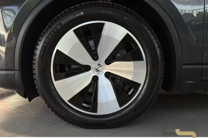 Porsche Macan din 2024 cu 14.200 km - oferta POR209345 - foto 6