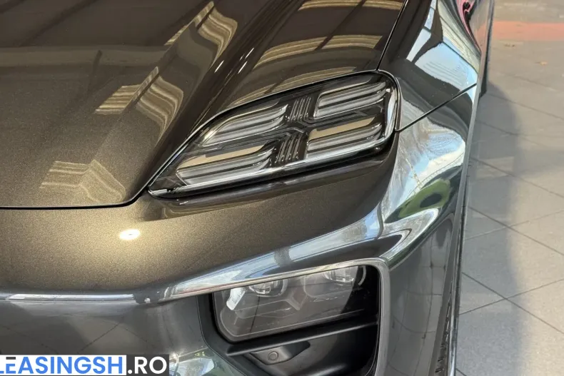 Porsche Macan din 2024 cu 14.200 km - oferta POR209345 - foto 7