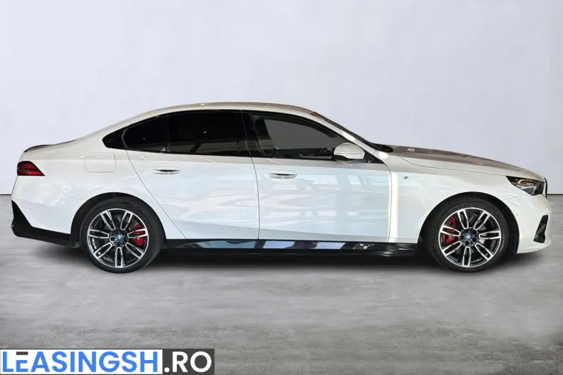 BMW i5 (Seria 5) din 2023 cu 60.500 km - oferta BMW209346 - foto 8