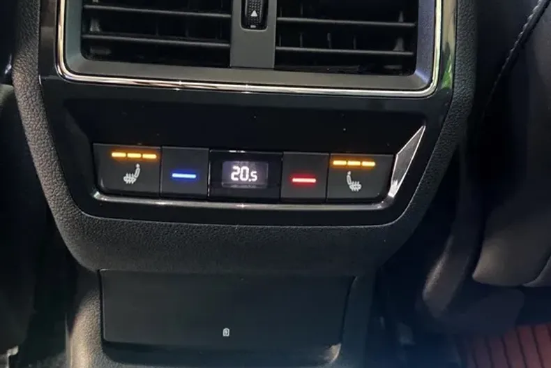 Skoda Kodiaq din 2023 cu 75.795 km - oferta SKO209352 - foto 14