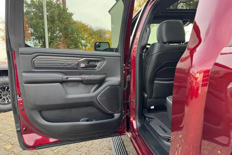 Dodge RAM din 2025 cu 50 km - oferta DOD209354 - foto 27