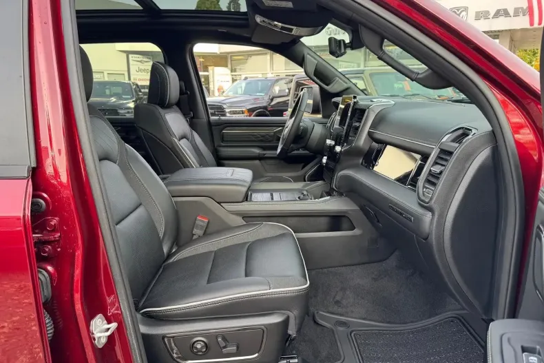 Dodge RAM din 2025 cu 50 km - oferta DOD209354 - foto 32