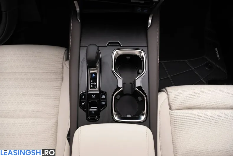 Lexus Seria RX din 2025 cu 11 km - oferta LEX209355 - foto 25