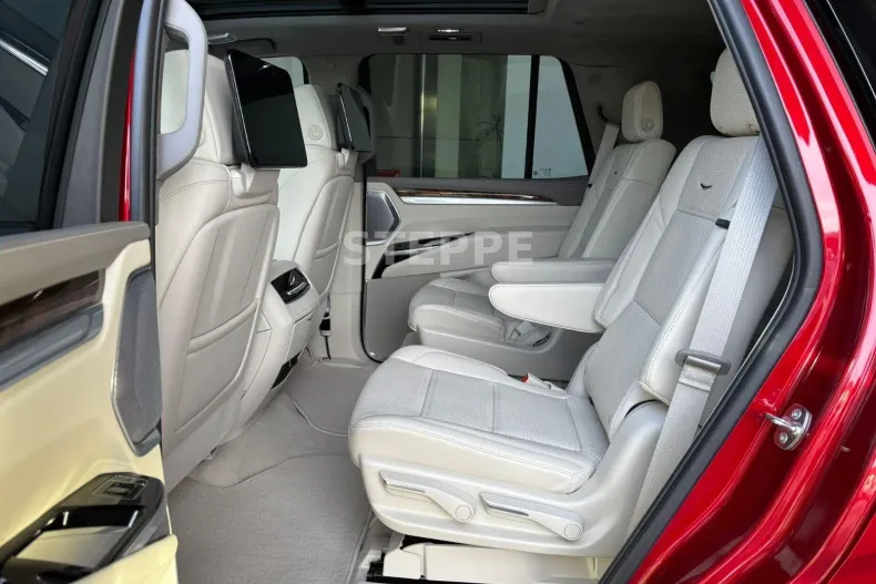 Cadillac Escalade din 2026 cu 10 km - oferta CAD209358 - foto 9