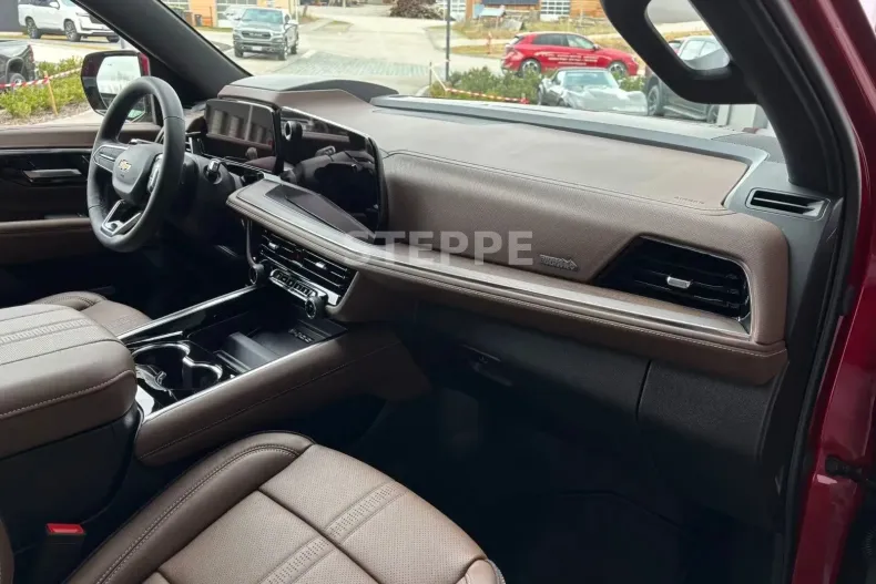 Chevrolet Suburban din 2026 cu 10 km - oferta CHE209359 - foto 4