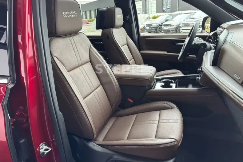 Chevrolet Suburban din 2026 cu 10 km - oferta CHE209359 - foto 13