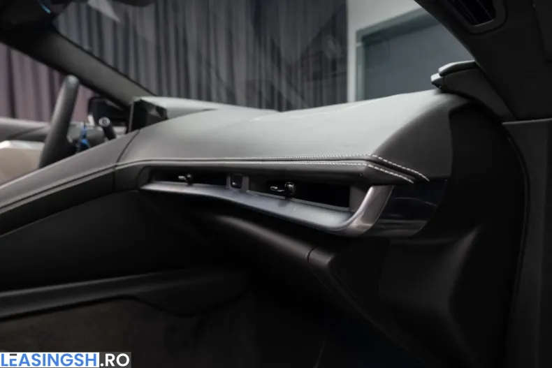 Chevrolet Corvette din 2025 cu 10 km - oferta CHE209360 - foto 36