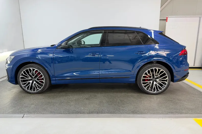 Audi Q8 din 2025 cu 12.600 km - oferta AUD209363 - foto 2