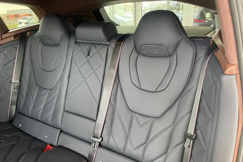 BMW XM (Seria X) din 2026 cu 6.500 km - oferta BMW209374 - foto 16