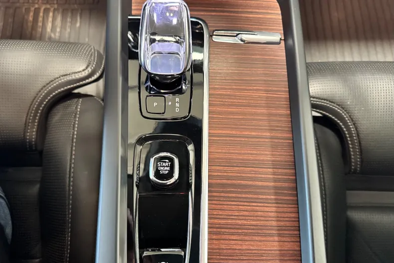 Volvo XC60 din 2023 cu 77.973 km - oferta VOL209379 - foto 14