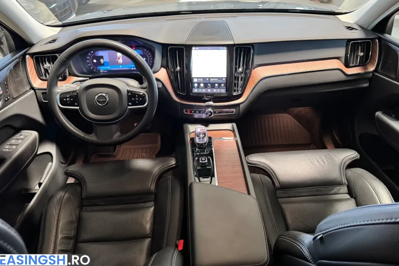 Volvo XC60 din 2023 cu 77.973 km - oferta VOL209379 - foto 18