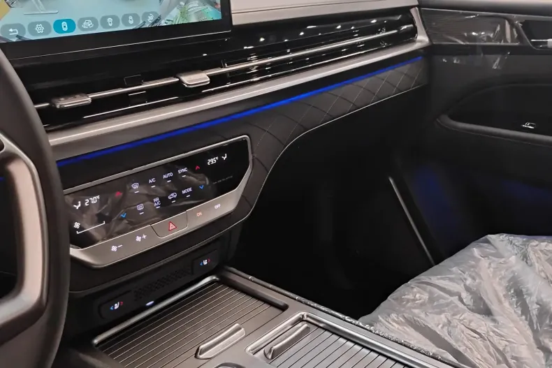 KGM Rexton din 2025 cu 2 km - oferta KGM209387 - foto 17