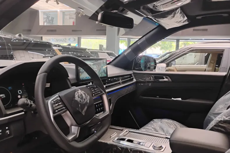 KGM Rexton din 2025 cu 2 km - oferta KGM209387 - foto 19