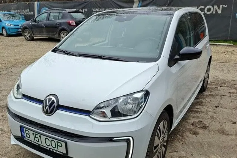 Volkswagen up! din 2022 cu 28.038 km - oferta VOL209388 - foto 1