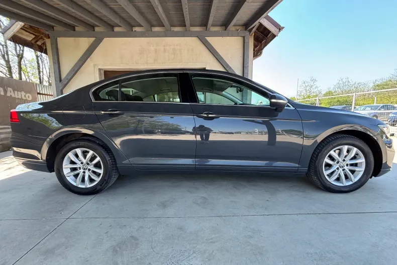Volkswagen Passat din 2021 cu 108.000 km - oferta VOL209392 - foto 6