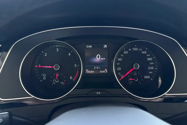 Volkswagen Passat din 2021 cu 108.000 km - oferta VOL209392 - foto 14