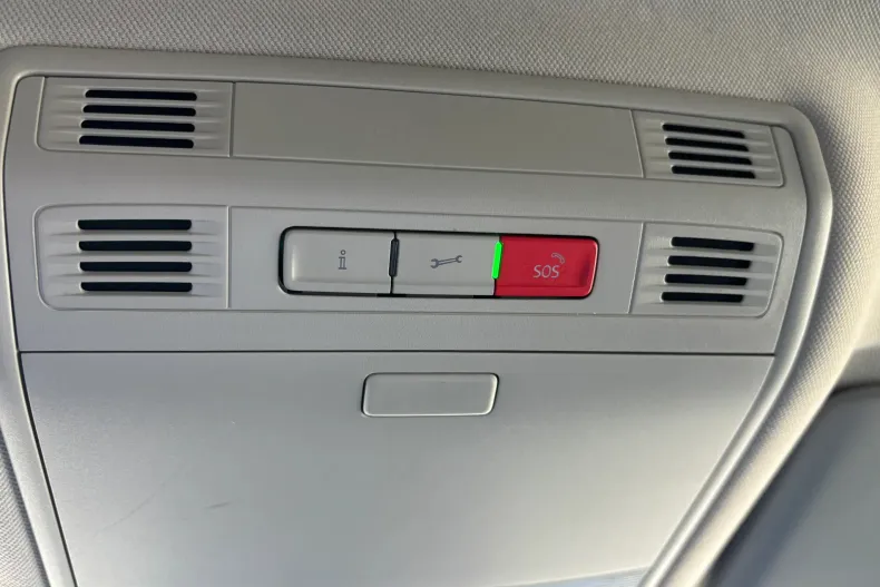 Volkswagen Passat din 2021 cu 108.000 km - oferta VOL209392 - foto 33
