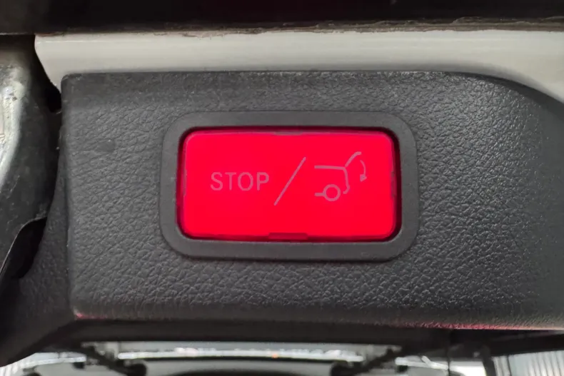 Mercedes-Benz V din 2022 cu 107.857 km - oferta MER209422 - foto 35