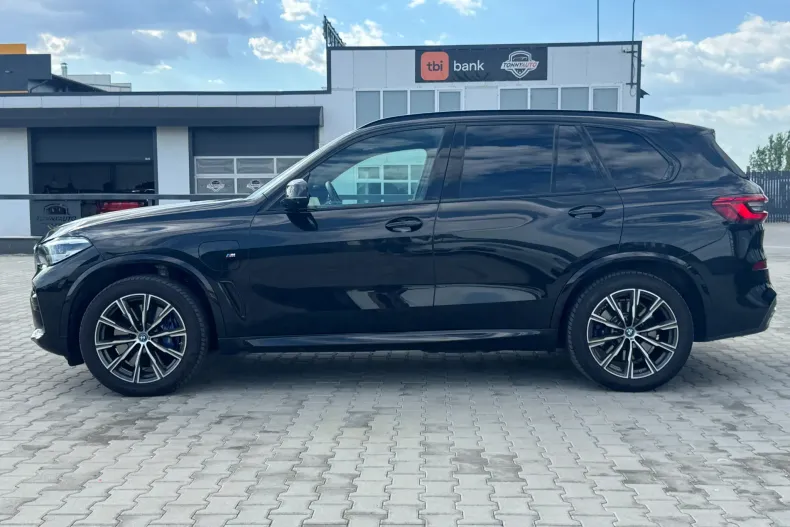 BMW X5 (Seria X) din 2020 cu 79.000 km - oferta BMW209423 - foto 3