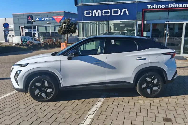 Omoda 5 din 2025 cu 1.001 km - oferta OMO209428 - foto 4