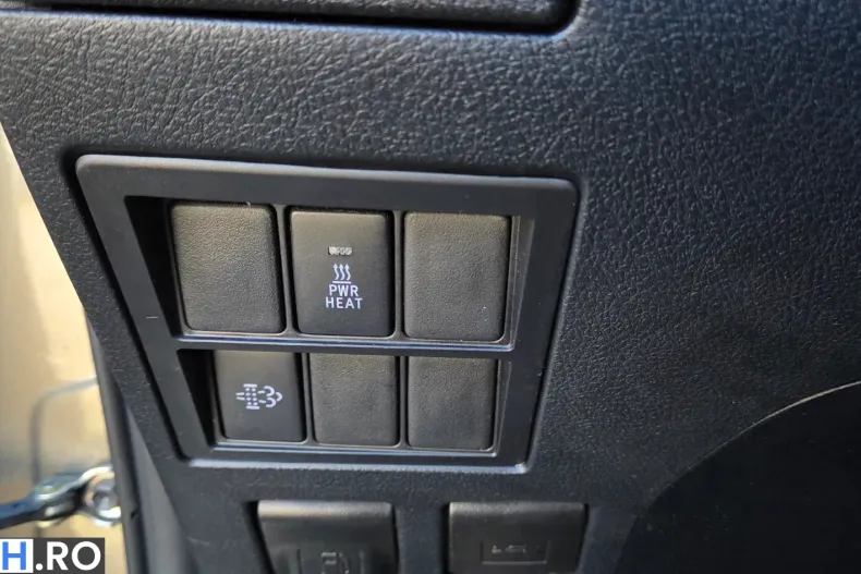 Toyota Hilux din 2022 cu 100.000 km - oferta TOY209431 - foto 20