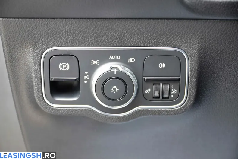 Mercedes-Benz GLB din 2021 cu 165.328 km - oferta MER209436 - foto 20