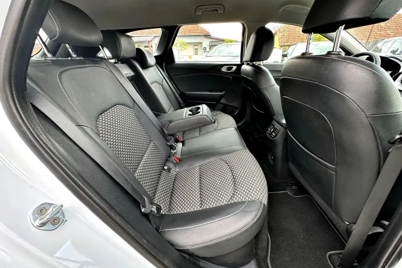 Kia Ceed din 2023 cu 119.556 km - oferta KIA209438 - foto 7