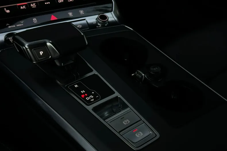 Audi A6 din 2025 cu 5.000 km - oferta AUD209441 - foto 23