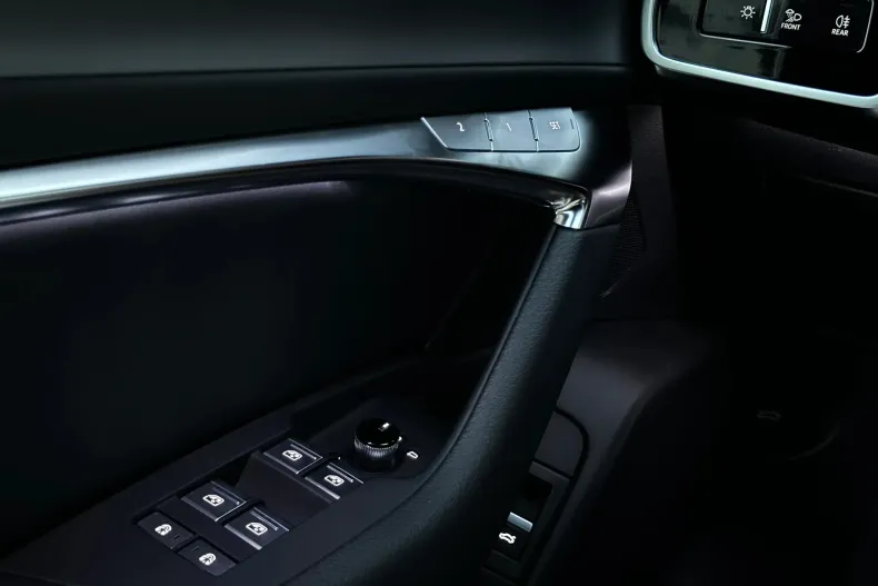 Audi A6 din 2025 cu 5.000 km - oferta AUD209441 - foto 26