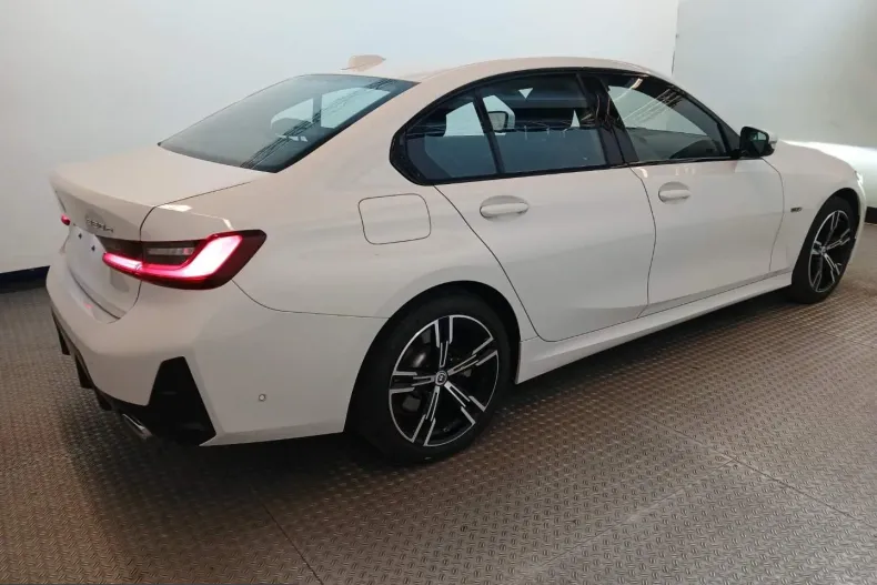 BMW 320e (Seria 3) din 2022 cu 155.000 km - oferta BMW209444 - foto 8