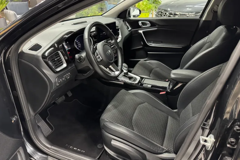 Kia XCeed din 2021 cu 47.000 km - oferta KIA209450 - foto 5