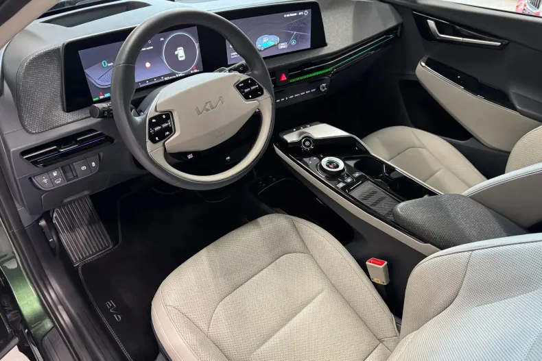 Kia EV6 din 2022 cu 81.155 km - oferta KIA209451 - foto 6