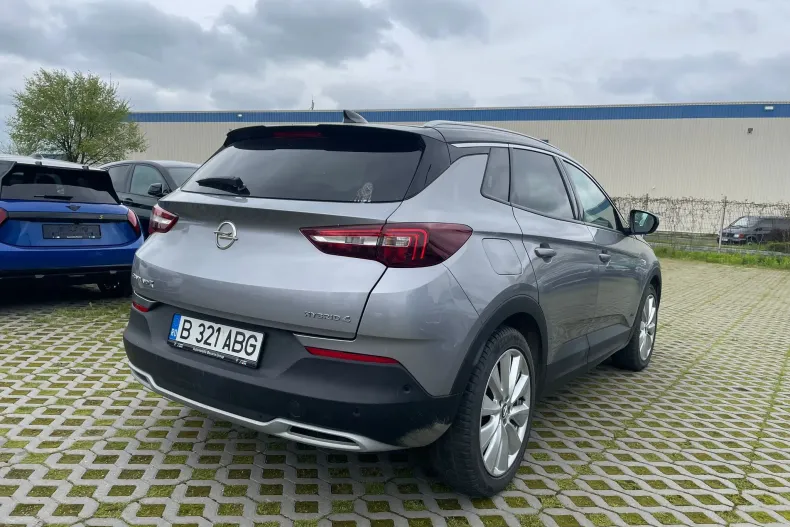 Opel Grandland (X) din 2020 cu 62.000 km - oferta OPE209458 - foto 3