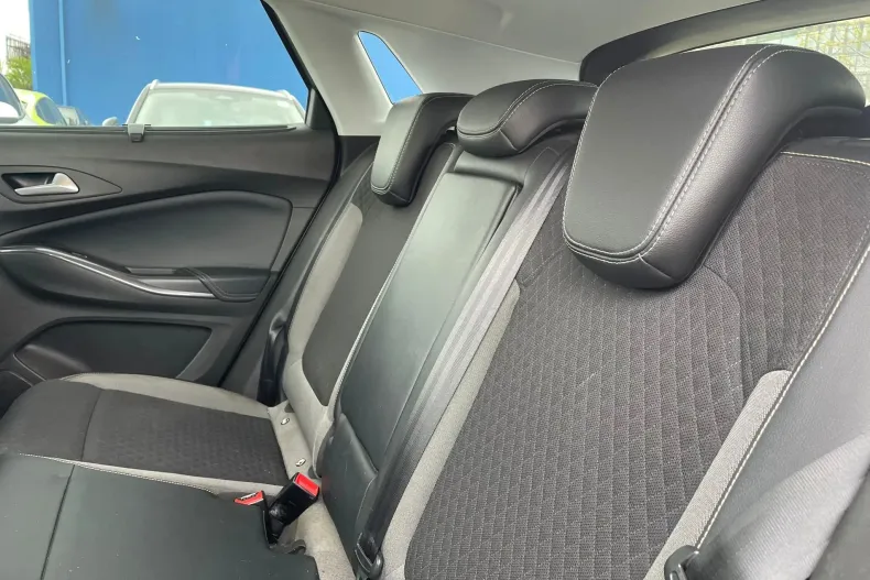 Opel Grandland (X) din 2020 cu 62.000 km - oferta OPE209458 - foto 9