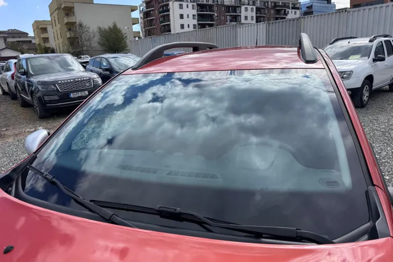 Dacia Duster din 2022 cu 83.781 km - oferta DAC209459 - foto 36
