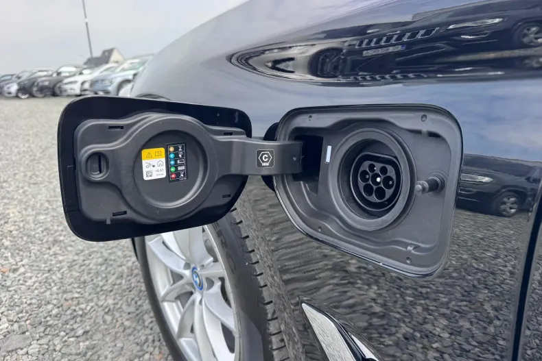 BMW 530e (Seria 5) din 2022 cu 128.676 km - oferta BMW209461 - foto 9